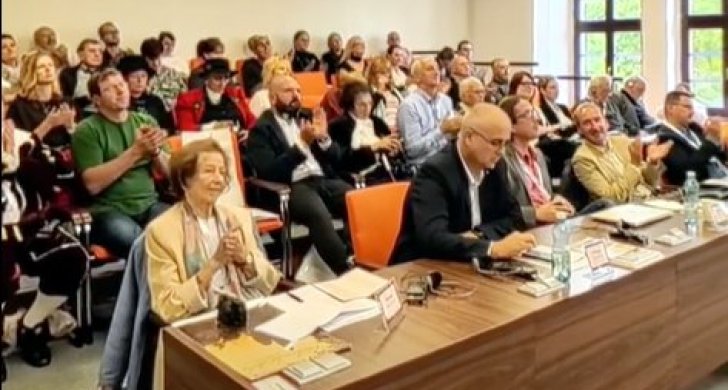 symp_ostrov01.jpg